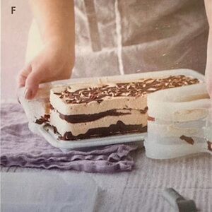 Pampered Chef Ice Cream Cake Pan